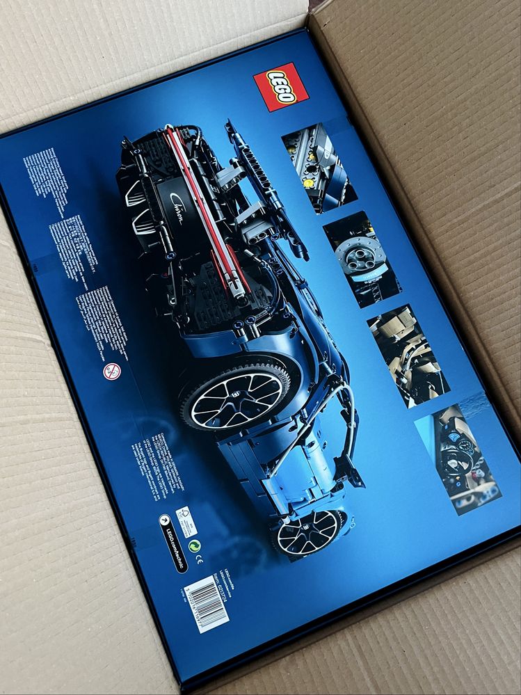 LEGO Technic Bugatti Chiron 42083