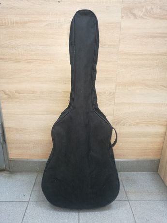 Акустична гітара з чохлом