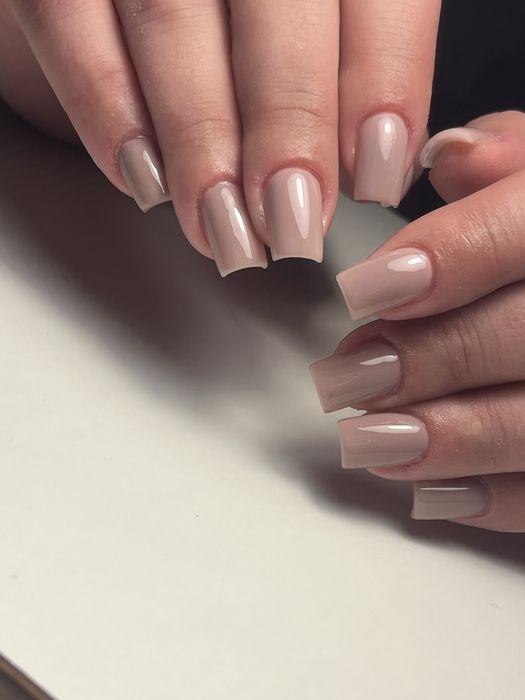 Serviços de unhas de gel ,pedicure ,sobran,  ao domicilio