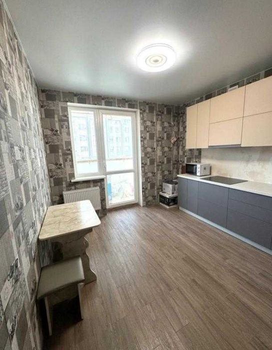 Срочно!! Продам 2к кв. Новострой ЖК Мира 1 Метро Масельского 3\9 53м