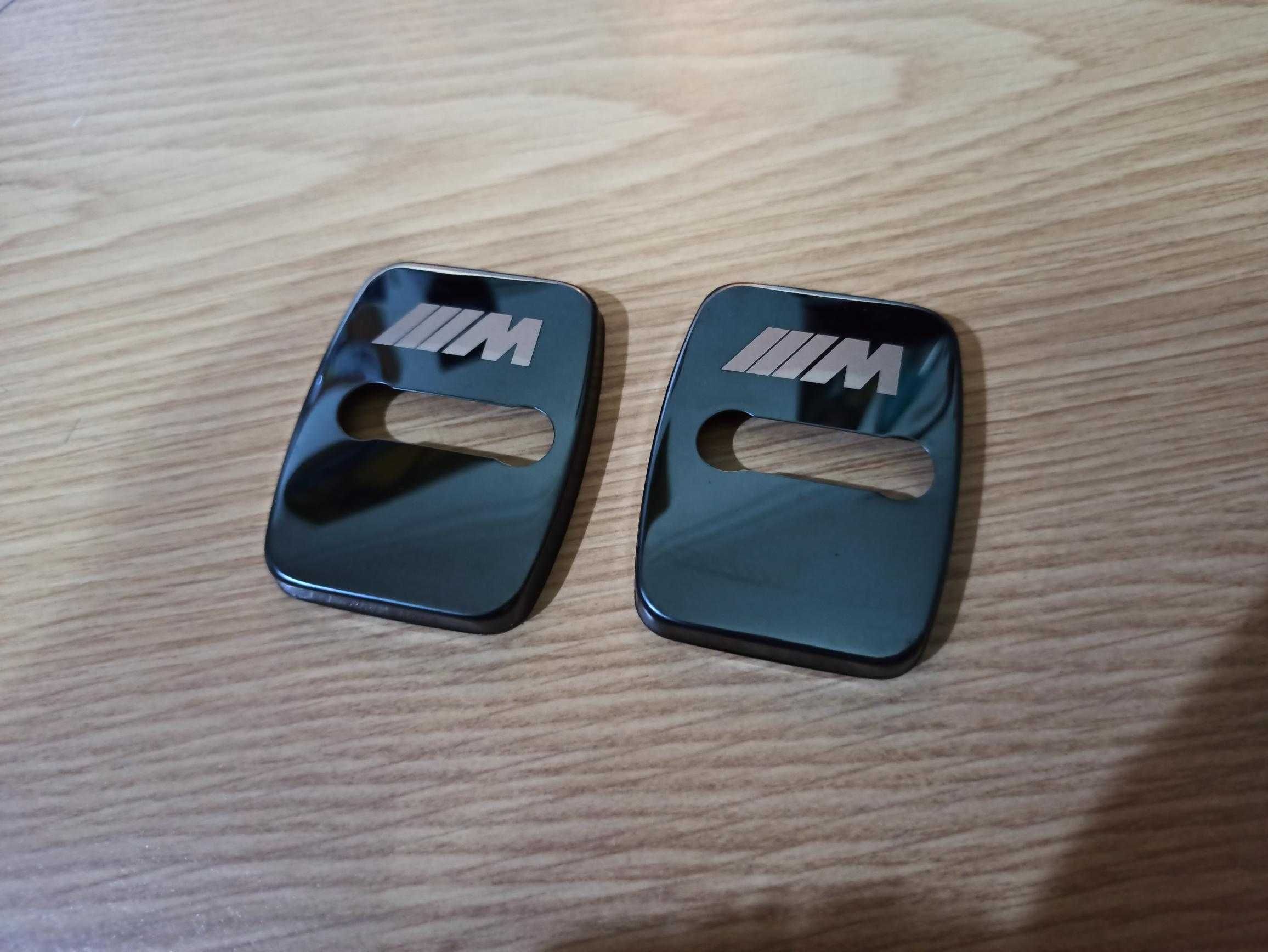 Tampas Proteções Fecho Porta BMW M Performance | Preto ou Cromado