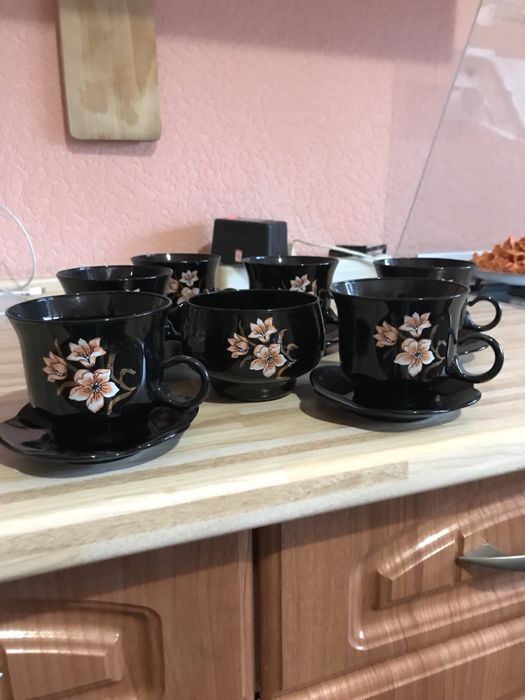 Сервіз/набір чорний з квітами кавовий скло