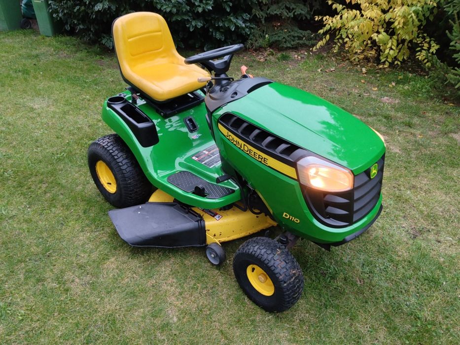 Kosiarka traktorek John Deere D 105