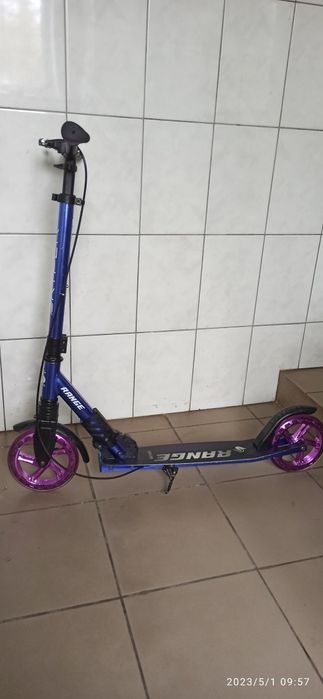 Продам детский самокат