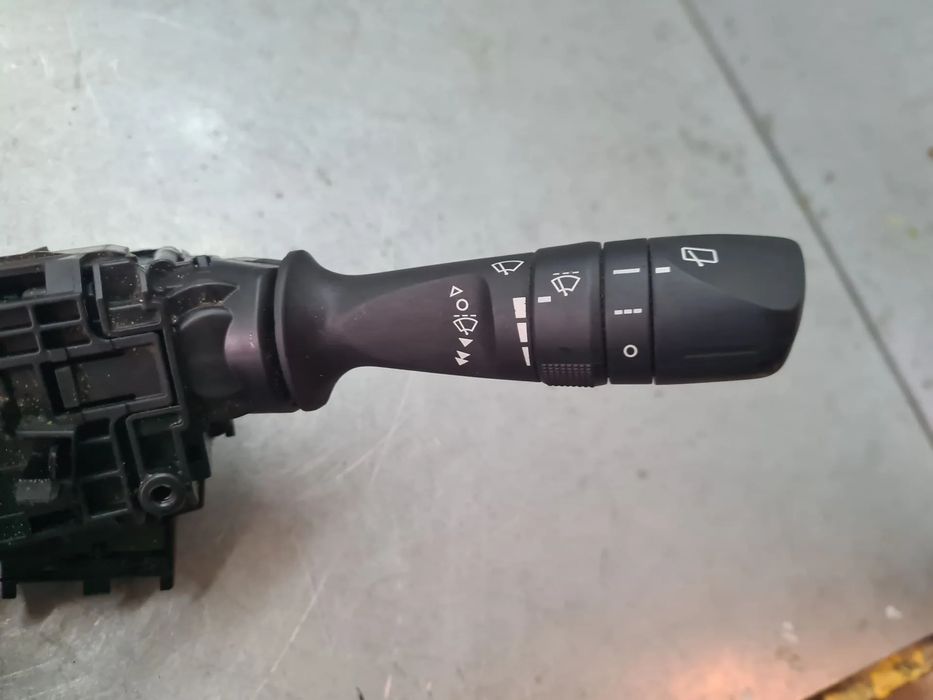 Conjunto / manetes de luzes e limpa vidros TOYOTA Auris Touring Sports