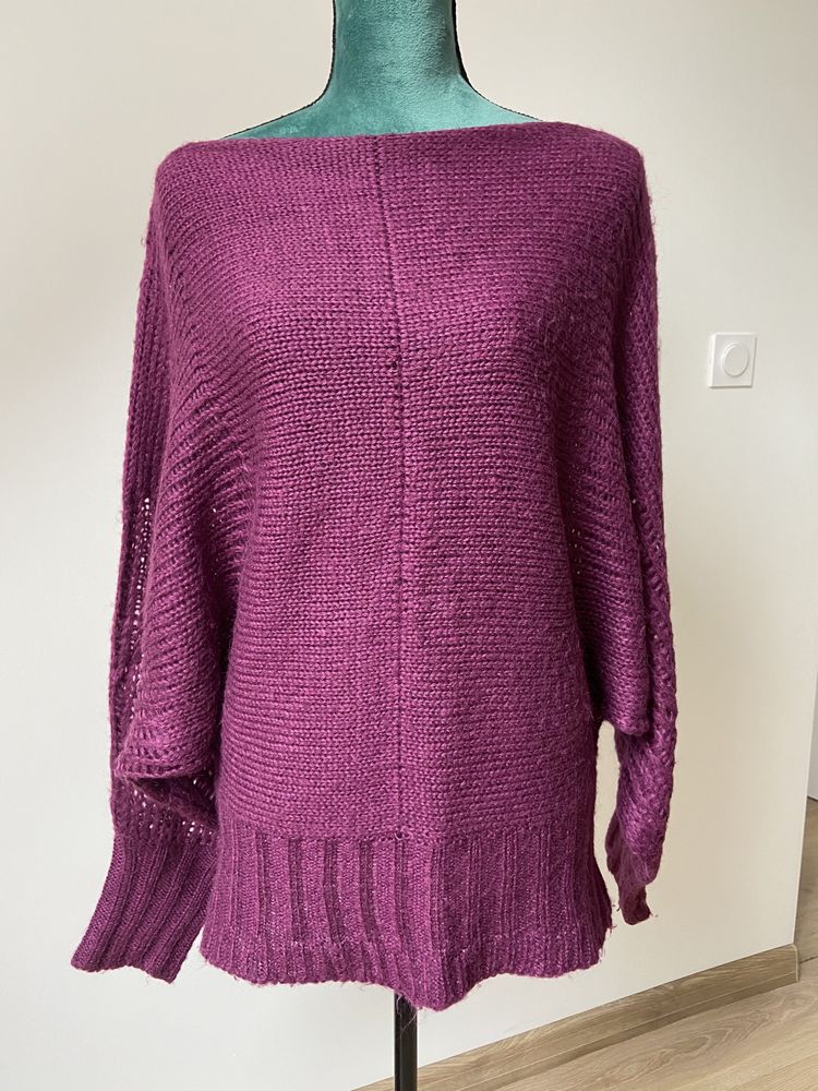 Sweter w kolorze fuksji RESERVED