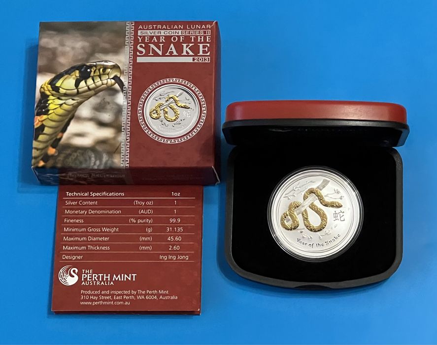 Год  Змеи  - серебряная монета с позолотой