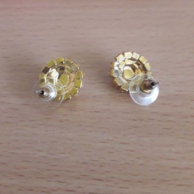 Серьги сережки гвоздики
