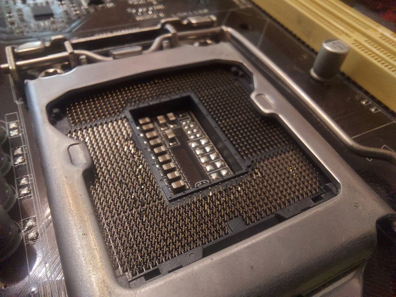 Материнская плата Asus H81M-C (на восстановление/запчасти, LGA1150)