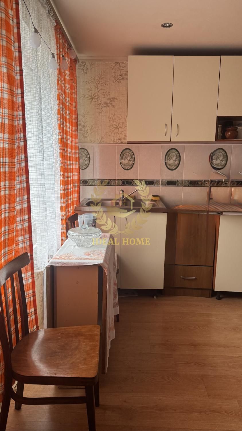 Продам частину будинку в Подільському районі