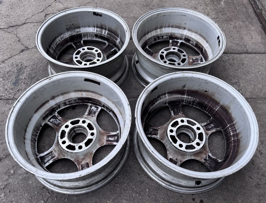 Литые диски r15 5x114.3 ET-35 Toyota/Mazda/Hyundai/KIA/Renault/Nissan