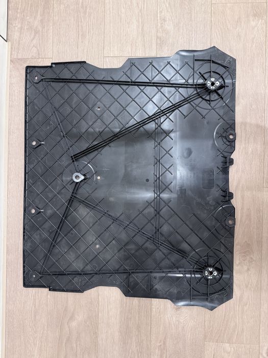 Tesla Model Y/3  передній захист днища