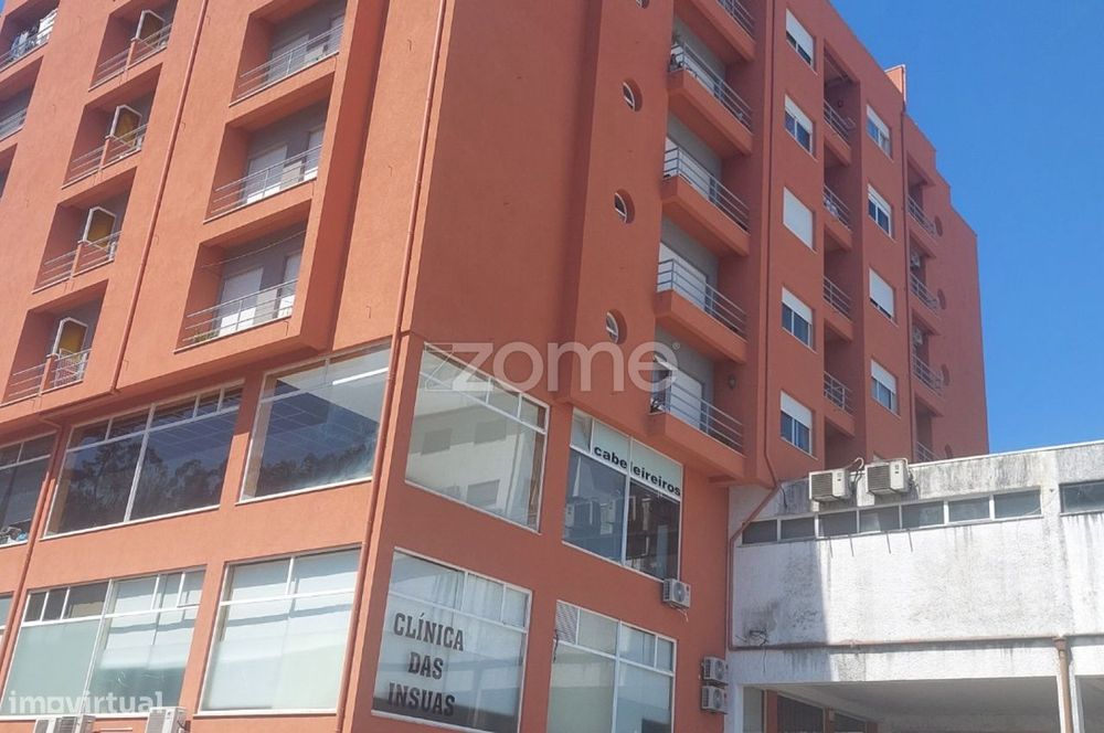 Loja c/ rentabilidade 6%, Rebordosa, Paredes