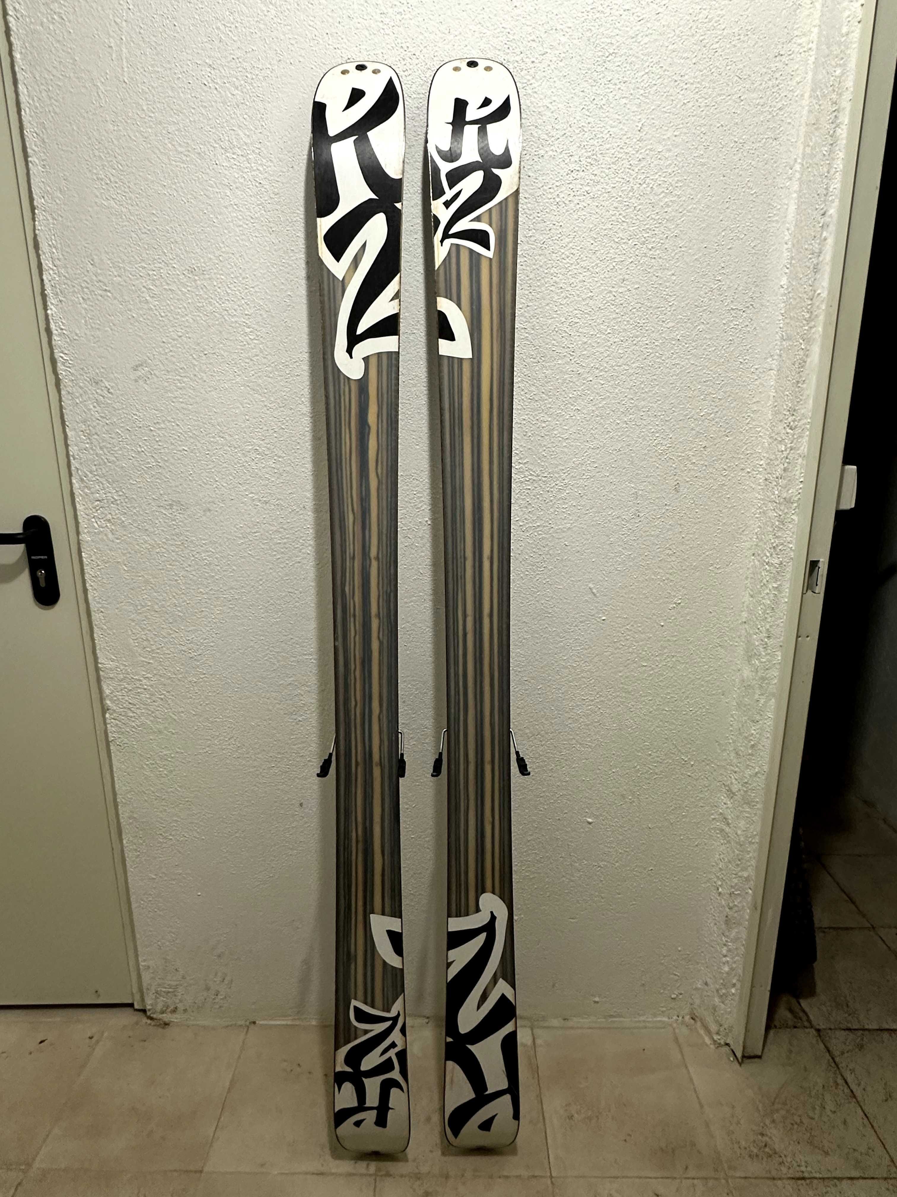 Skis K2 Kung Fujas 179cm Fixacções Marker