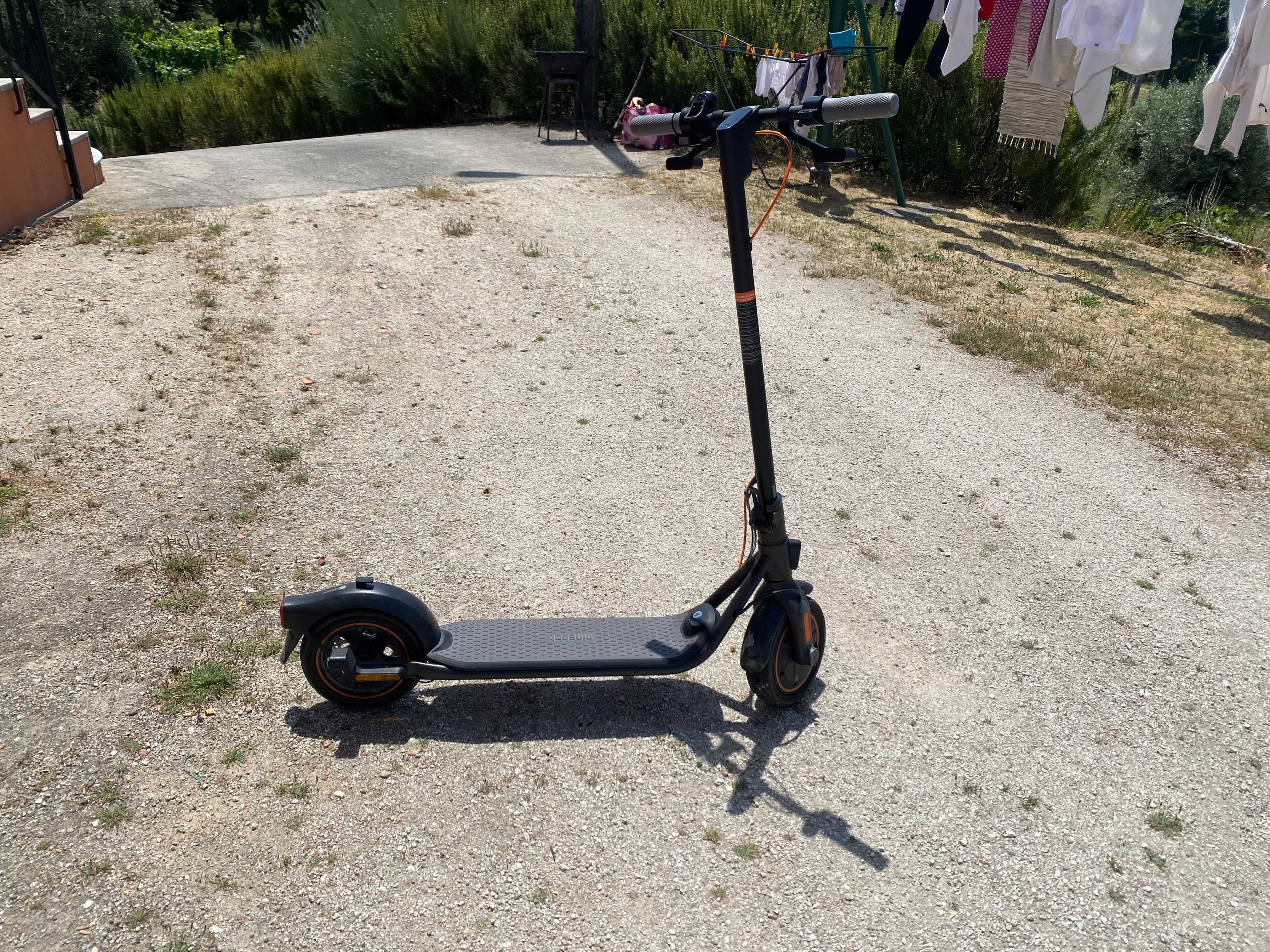 Trotinete Elétrica Segway Ninebot F40I