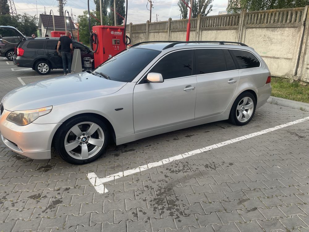 Продам BMW E61 м57
