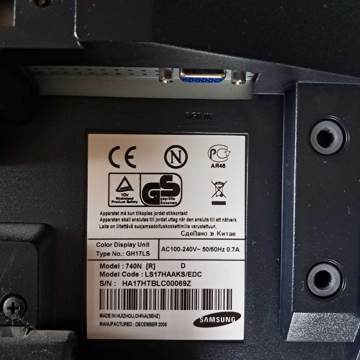 Monitor Samsung 740N '17 cali