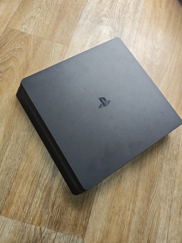 Приставка PS 4 slim