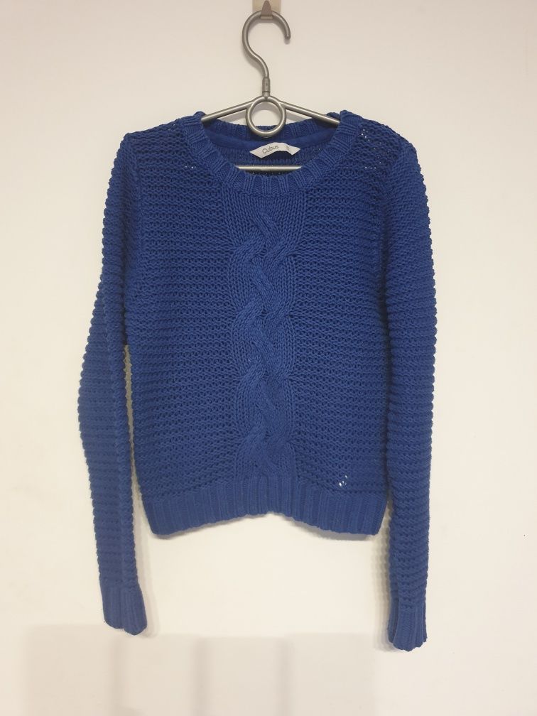 Sweter niebieski rozm. 134 Cubus