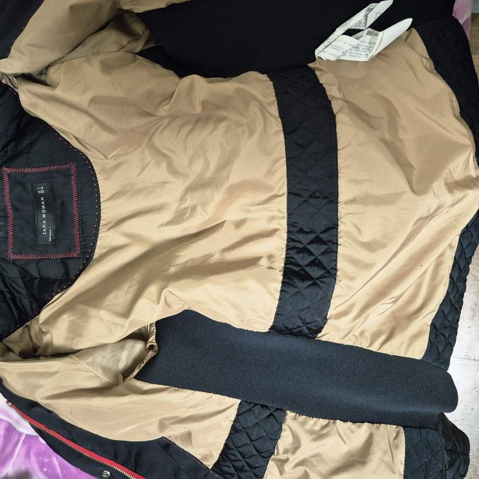 Жіноча курточка Zara