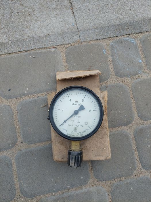 Ciśnieniomierz do wody prl 1975