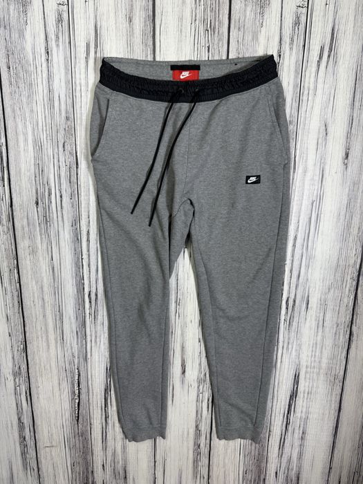 Nike спортивные штаны оригинал серые размер M modern