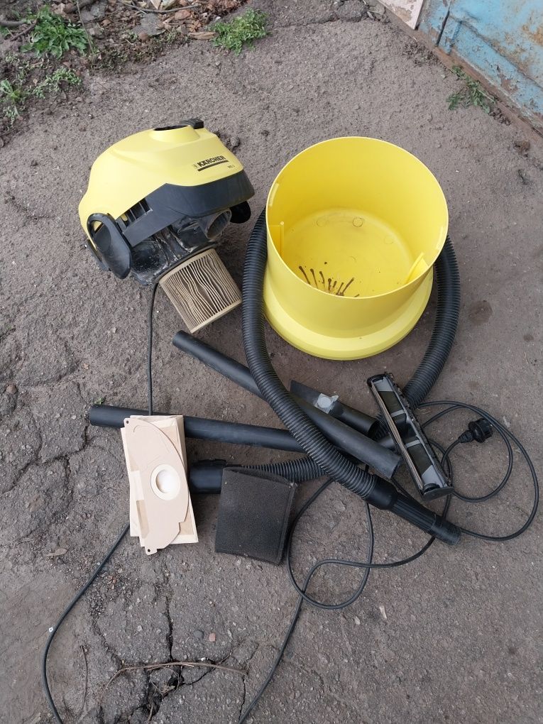 Продам пылесос KARCHER