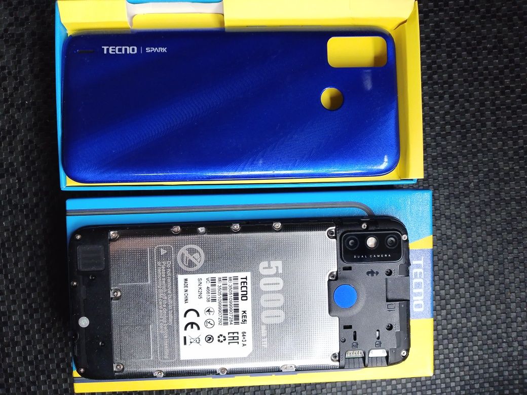 Смартфон TECNO SPARK Go6 3/64