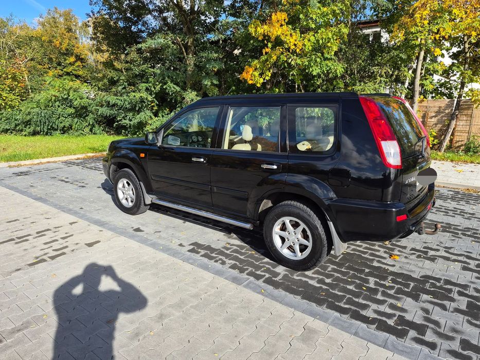 Nissan X-Trail 2.0 benzyna przebieg niski 124tys potwierdzony stan auta idealny