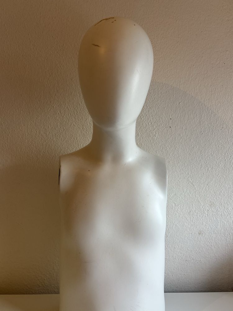 Manequim/Busto branco
