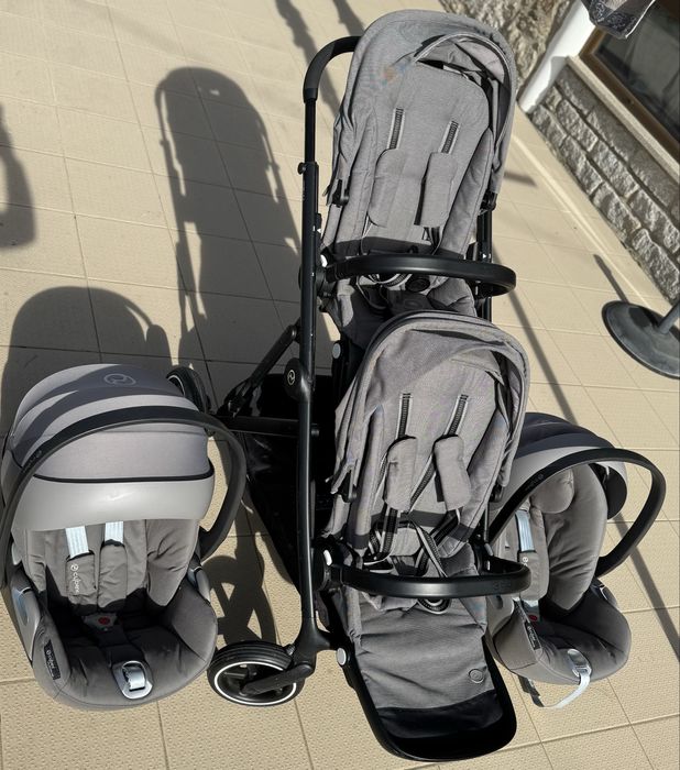 Conjunto passeio bebe gemeos + cadeiras auto cybex