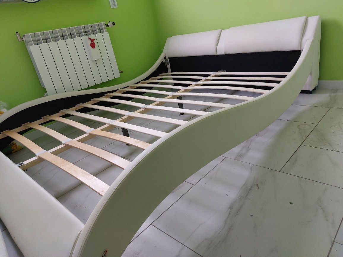 Łóżko łoże sofa kanapa wersalka tapczan 160 200 bez materac