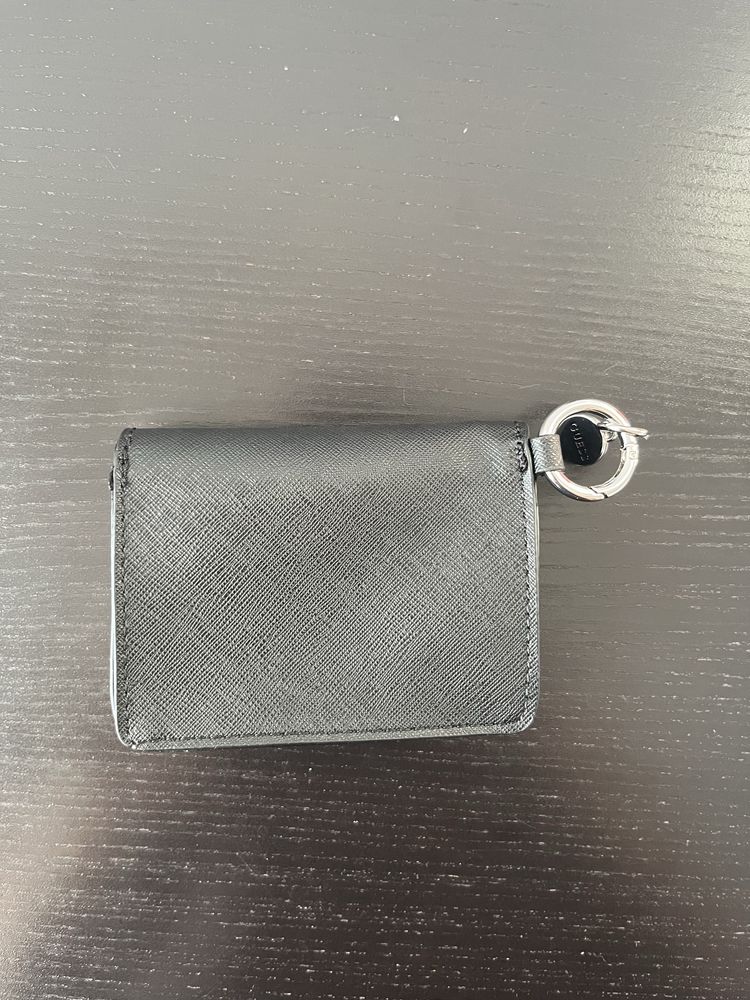 Porta-moedas preto | Guess