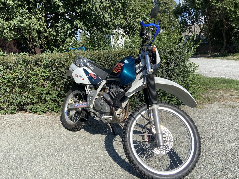 Suzuki djebel 250