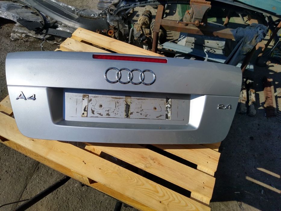 Maska klapa bagażnika tył audi a4 b6 cabrio LY7W LZ9W