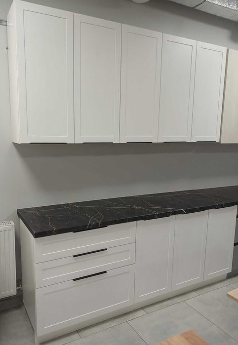 Кухня з фарбованого МДФ