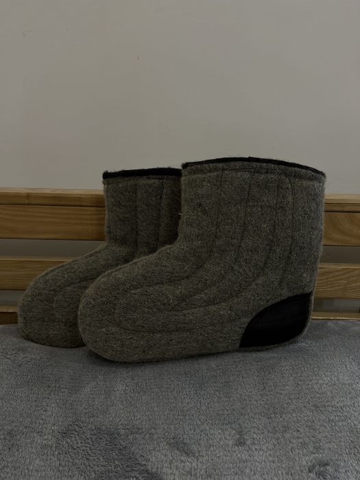 Теплі бурки з овчини