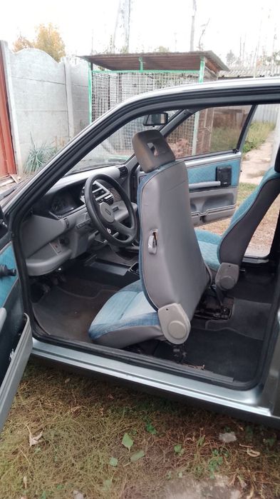 Автомобиль Fiat cinquecento