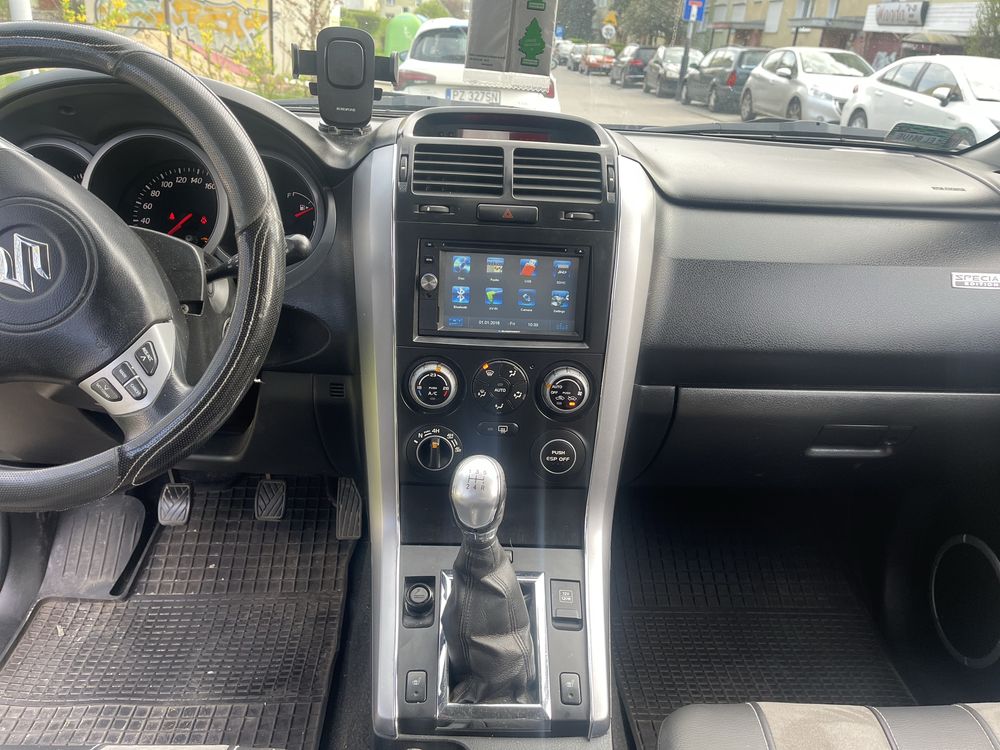 Sprzedam Suzuki Grand Vitara 2.0 benzyna