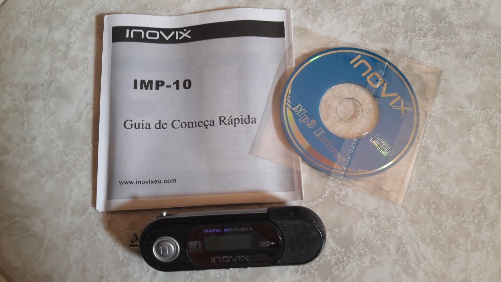 Pen 245MB de MP3 Inovix