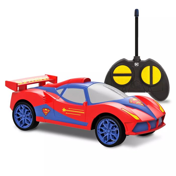 Bladez Toyz auto RC Superman. BLADEZ