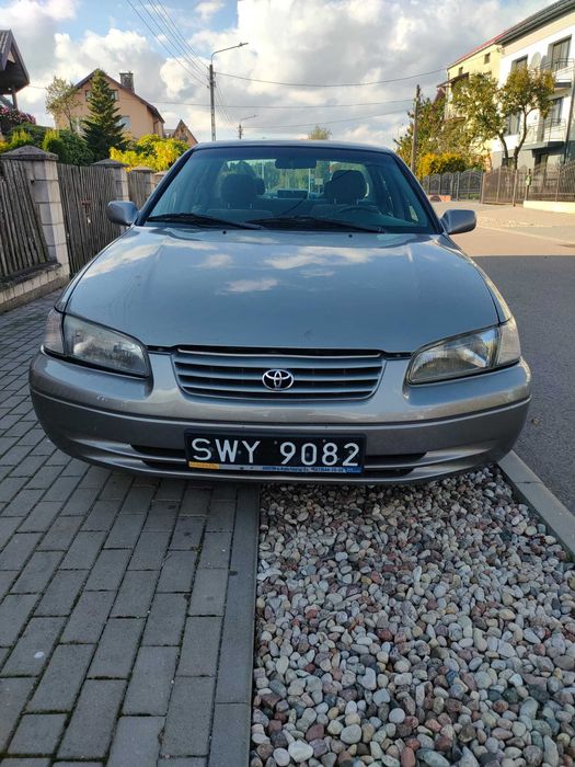 Toyota Camry 2,2 benzyna 1998r.