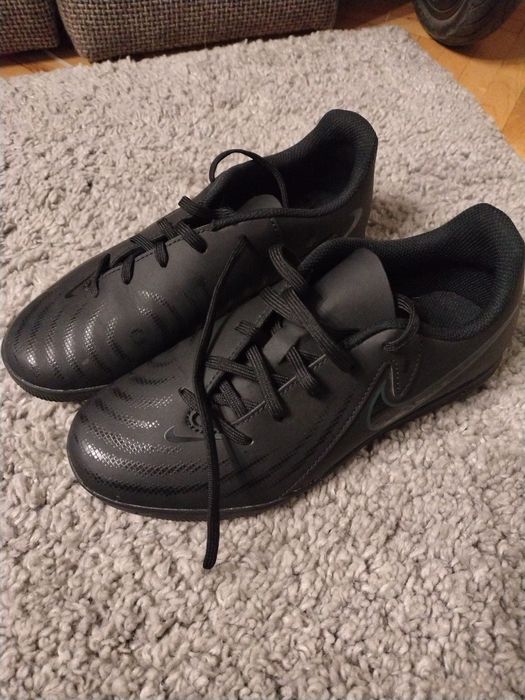 Футзалки дитячі Nike Phantom Gx 2 Club Black FJ2606-002