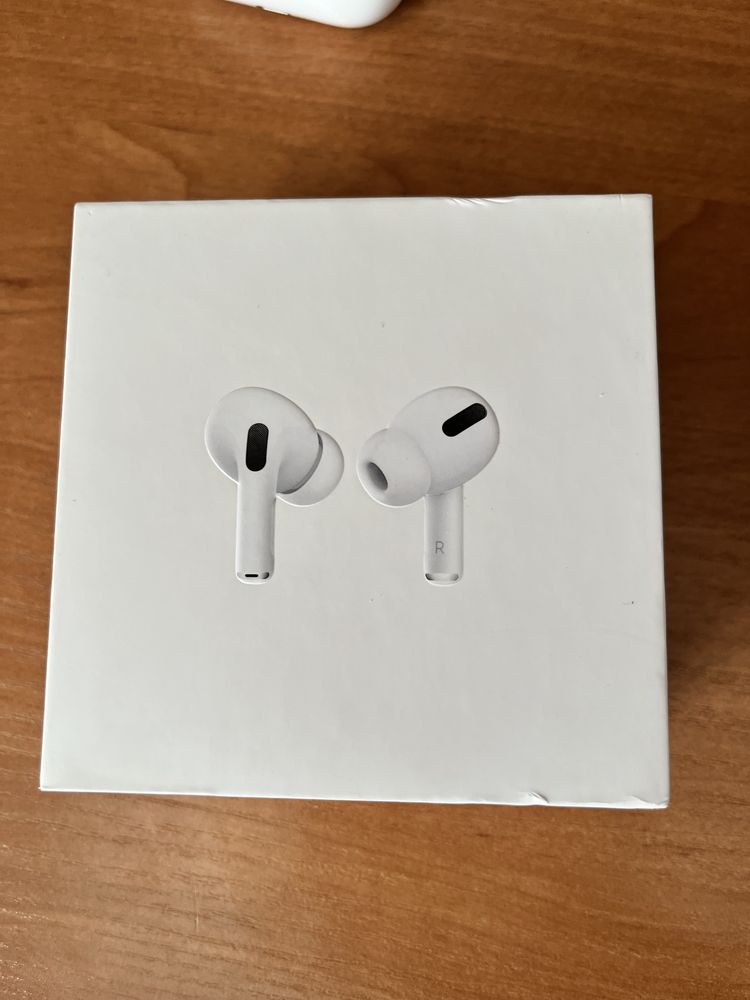 Airpods Pro (Першого покоління) повний комплект