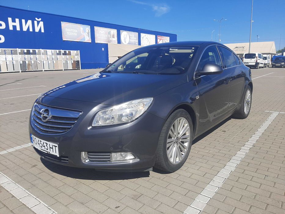Опель Інсігнія 2012р,2,0д