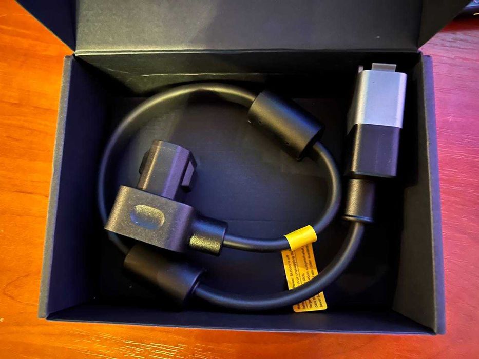 EcoFlow PowerStream Microinverter 600W + BKW-DELTA EB Cable