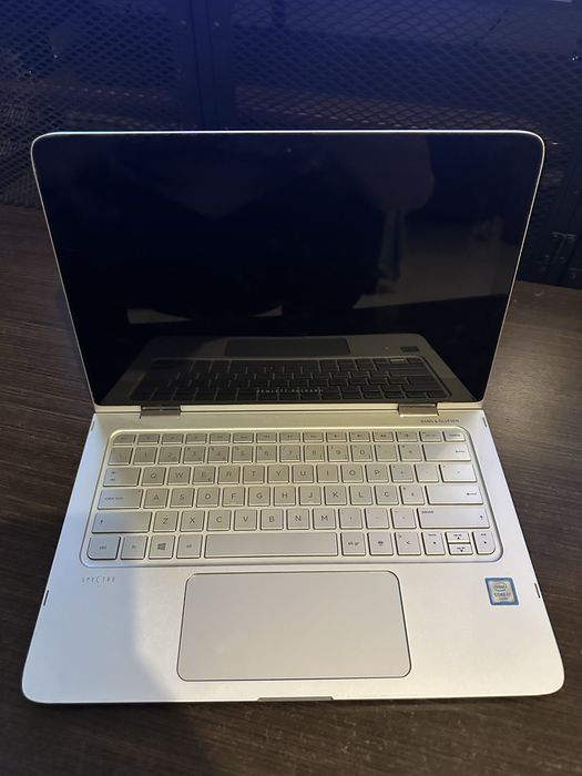 Hp Spectre x360 com ecrã tátil impecável