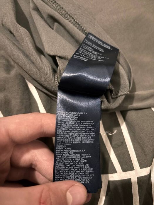 Чоловіча футболка Tommy Hilfiger сірого кольору