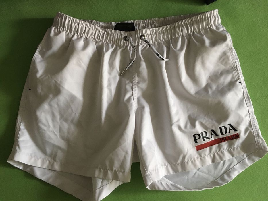 Шорти Prada Hugo Boss 50-52 р