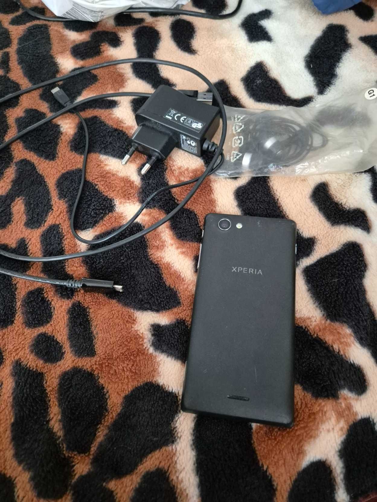 Sony xperia J st26i